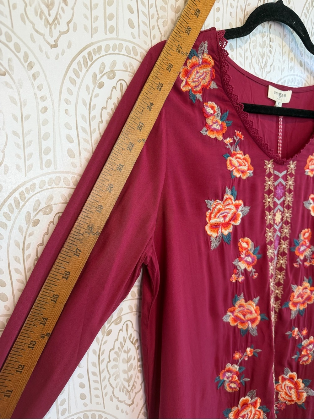 Umgee Embroidered Floral Boho Long Sleeve Dress NEW size Medium - Picture 9 of 10